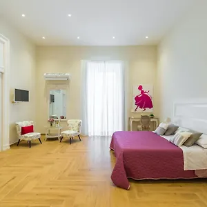 https://la-gatta-cenerentola-rooms.hotels-amalfi.com