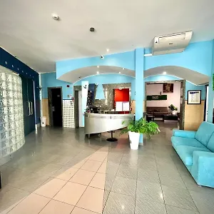 https://hotel-adria-mare.riccione-hotels.org